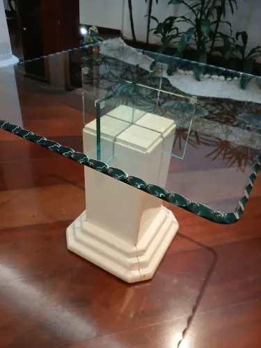 Mesa de vidro 60×60 cm - elegância que transforma qualquer ambiente