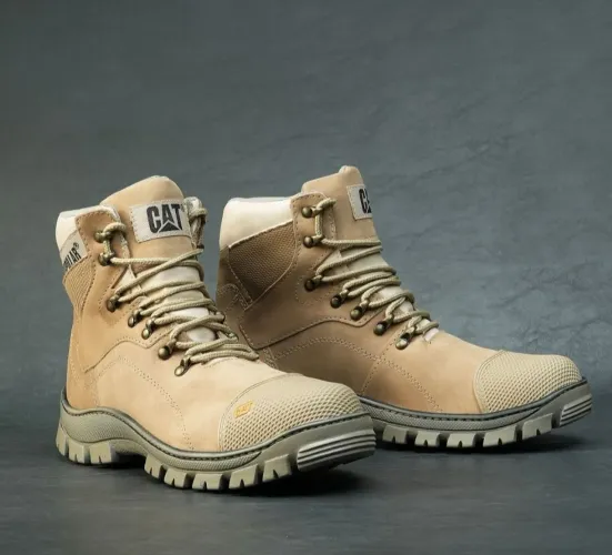 Bota caterpillar cano alto