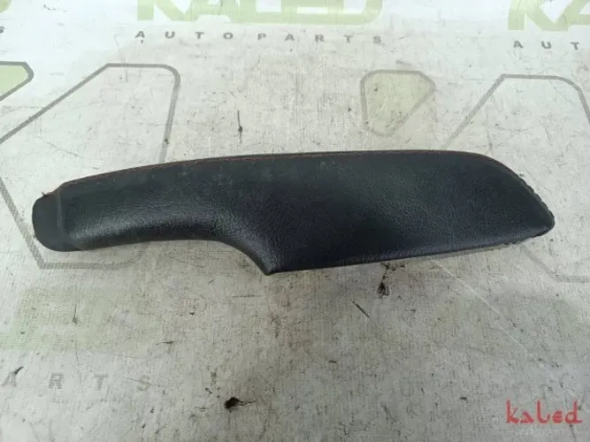 Apoio de braço traseiro esquerdo Honda Civic SI 2007-2011 (C/Detalhe)