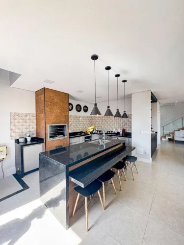 Casa com 4 dormitórios à venda, 247 m² por R$ 2.300.000,00 - Loteamento Reserva Ermida - J