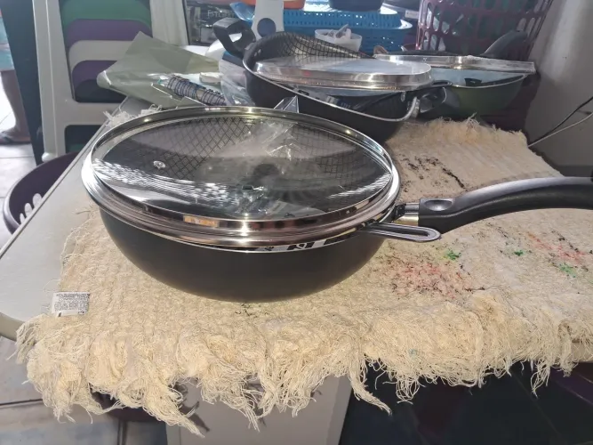 Frigideira patolux 23