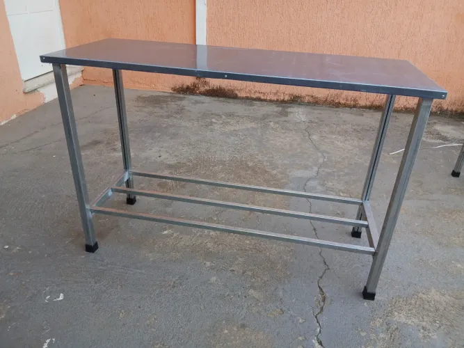 2 Mesas de aço inox nova