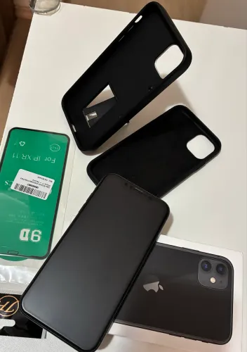 Iphone 11 128g com 2 capas novas cabo carregador caixa e adesivo original