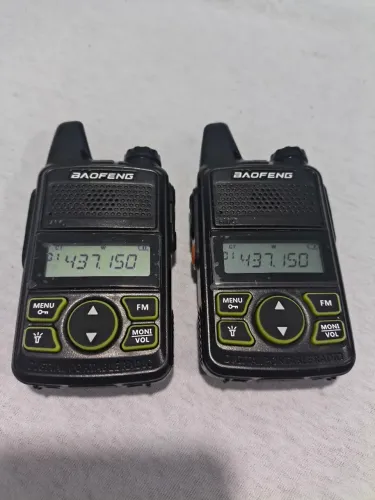 MiNi Walkie Talkei Balfeng Bft1 (São dois Rádios)