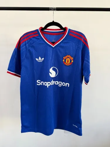 Camisa do Manchester United 2026 II - Versão torcedor - Tamanho G