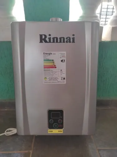 Aquecedor a Gás natural Rinnai 21 litros Digital GN Prata