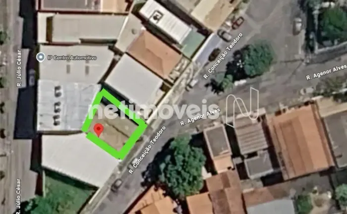 Lote à Venda no Bairro Nazaré
