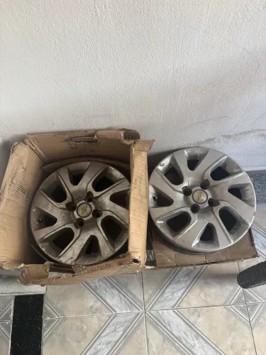 4 rodas aro 15 chevrolet spin LTZ