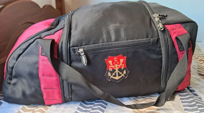 RARIDADE! Bolsa Duffel Flamengo Olympikus Retrô Anos 2000 Original