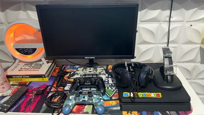 playstation 4 slim