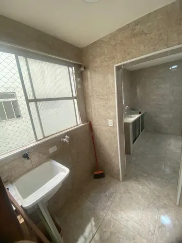 Imóvel para aluguel possui 56 metros quadrados com 2 quartos em Centro - Diadema - SP