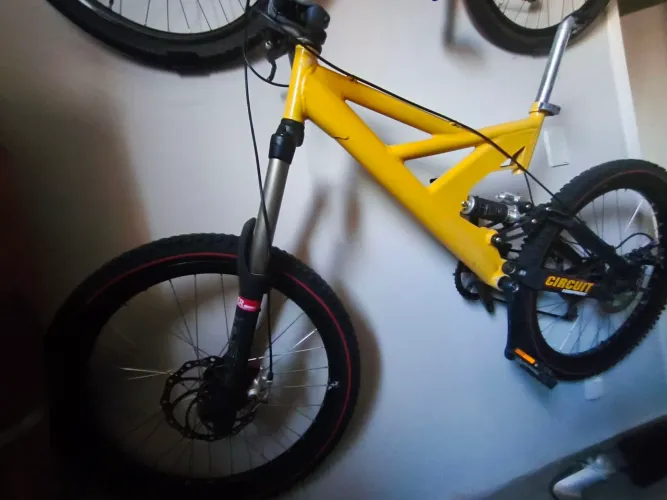VENDO OU TROCO - BIKE ARO 26