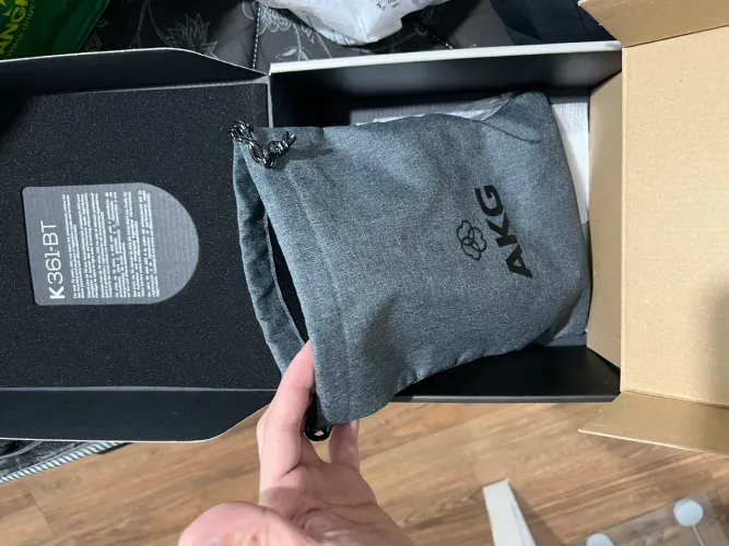 Fone de ouvido sem fio AKG 361-BT