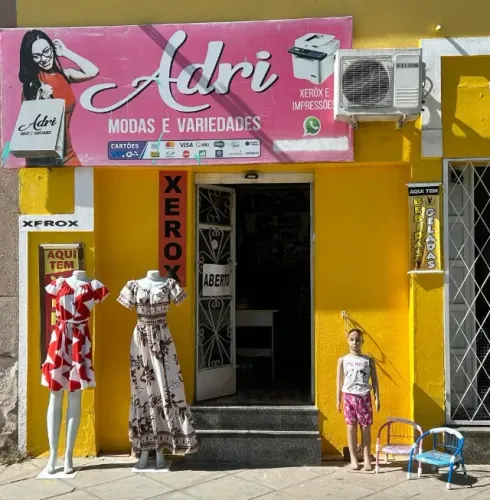 casa na frente praca das carretas em Bage RS