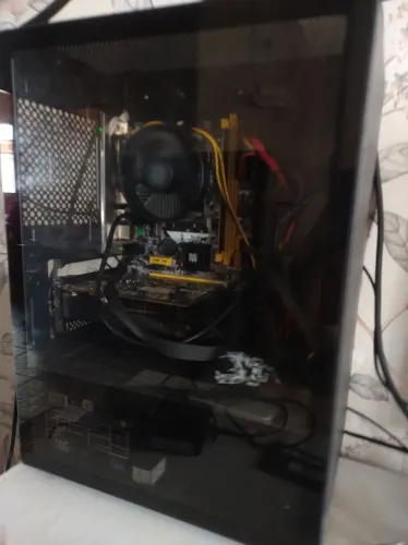 Notebook CPU i3 8 gigas 480 SSD placa vídeo 