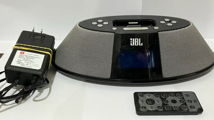 Rádio relógio JBL On time 200iD