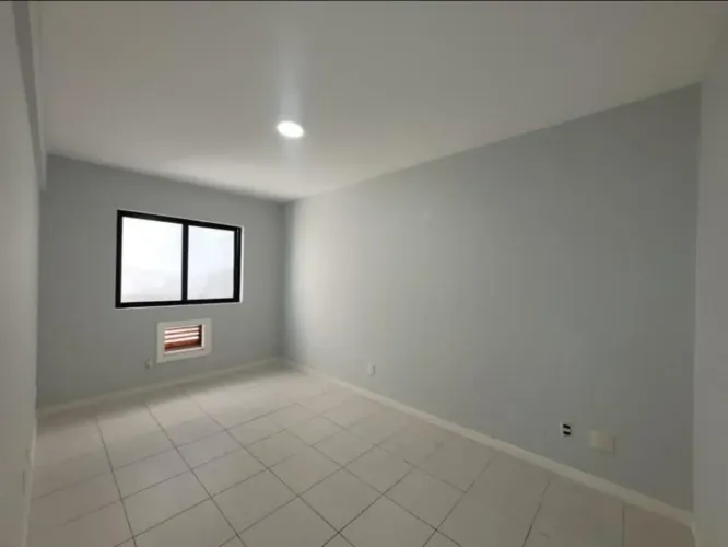 Apartamento para aluguel possui 70 metros quadrados com 2 quartos