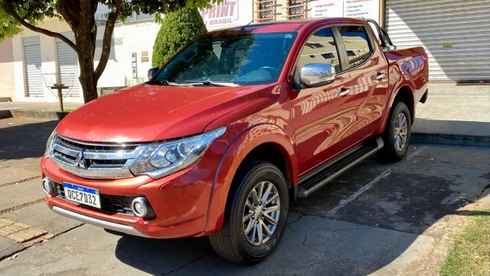 Mitsubishi L200 Triton Sport HPE-S 2.4 CD Dies. AUT 2019