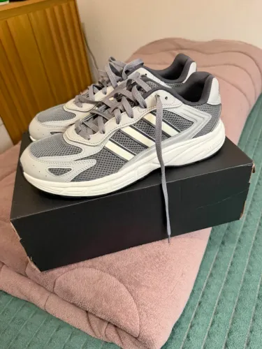 Tênis adidas original