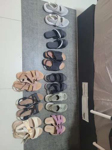 Sapatos e sandalias usaflex