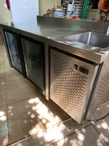 Balcão refrigerado inox 2 portas com pia