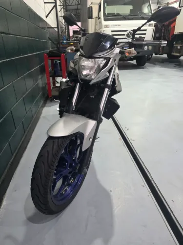 Yamaha  mt 03