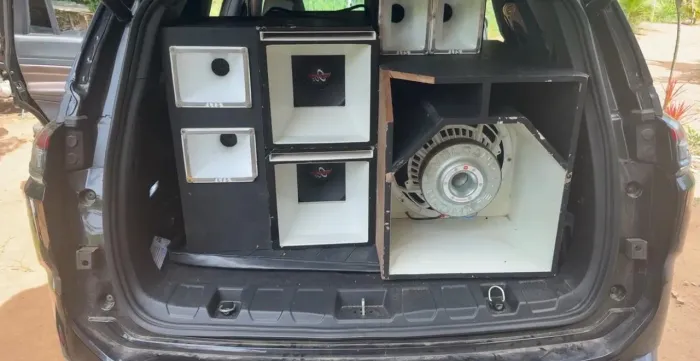 Som automotivo