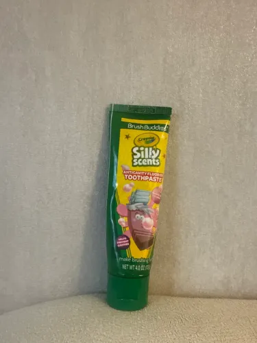 Pasta de Dente Crayola Bubble Gum chiclete