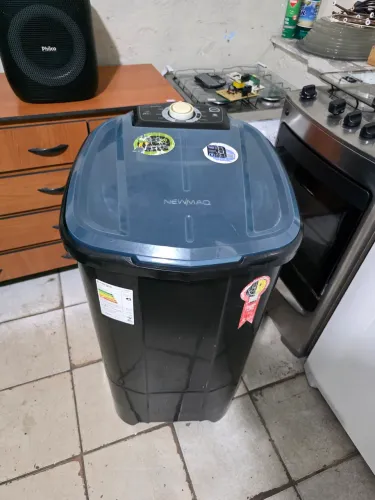 Tanquinho semi novo