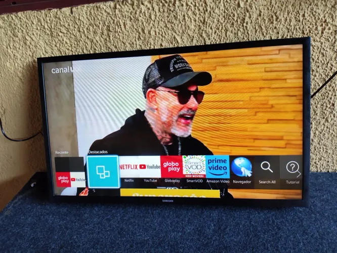 TV 32 POL. SMART WI-FI.