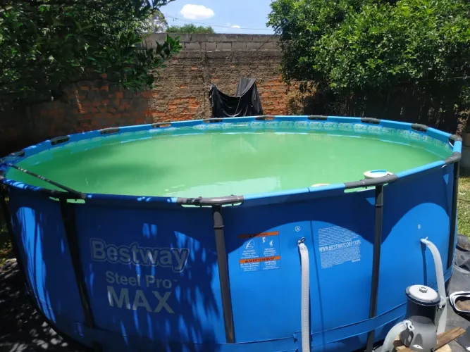 Piscina 16 mil litros
