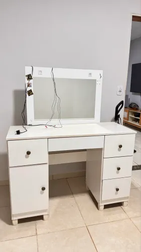 VENDE-SE PENTEADEIRA CAMARIM