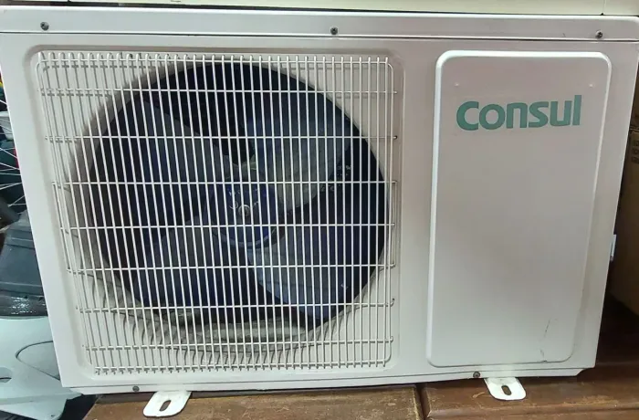AR CONDICIONADO SPLIT CONSUL