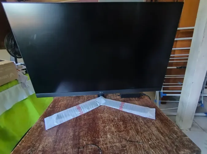 monitor LG 32 polegadas QHD. 1 ms de resposta 165hz