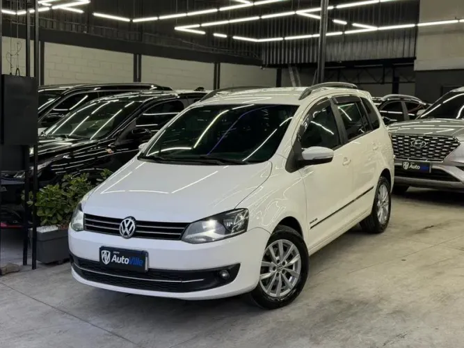 Volkswagen Spacefox Highline 1.6 T.flex 16V 2014