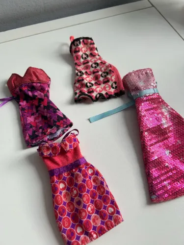 Roupas da Barbie 