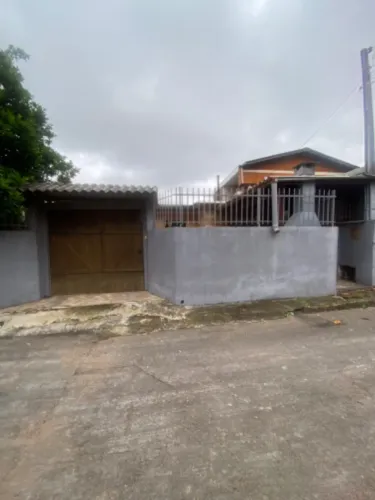Casa 2 quartos, garagem e quiosque bairro Diehl