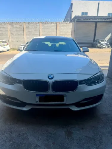 BMW 320I A 2.0 Turbo/activeflex 16V 184cv 4P 2013