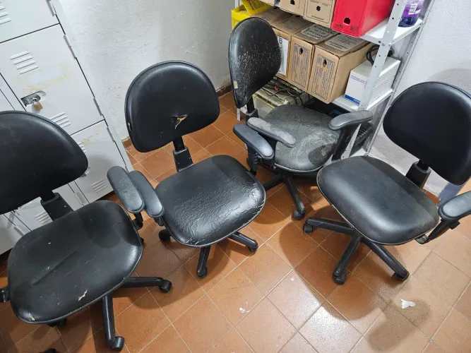 Cadeiras de escritório 