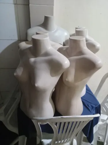 Vendo esses maniquins