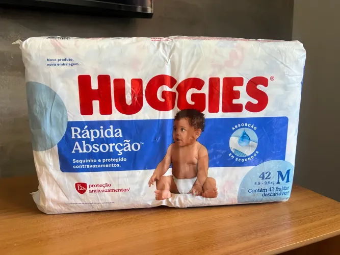 Fralda Huggies Rápida Absorção M 42