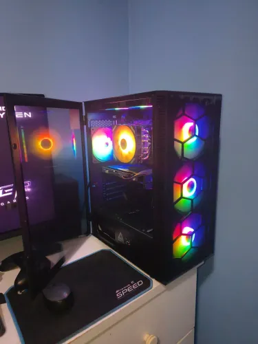 PC Gamer - Ryzen 5 5600, RTX 2070 Super, 32GB memória ram.
