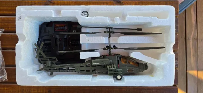 Helicóptero de Controle Remoto "Commander" Candide (Mutant - Código 6408) No Estado