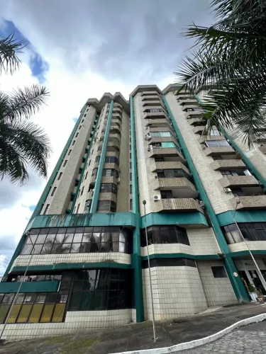 Apartamento na Djalma Batista