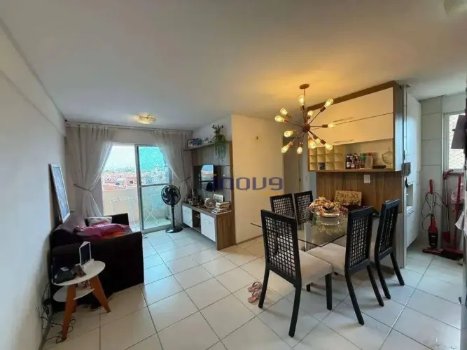 Apartamento com 3 dormitórios à venda, 62 m² por R$ 350.000,00 - Jóquei Clube - Fortaleza/
