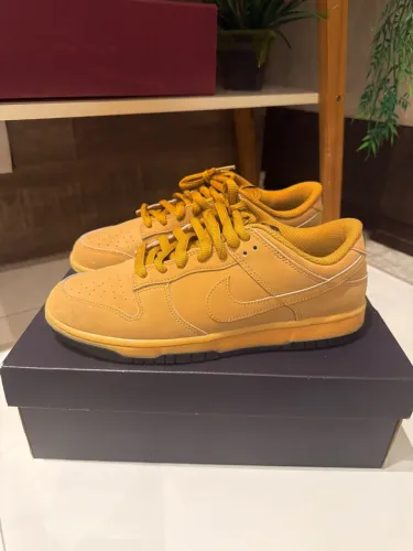 nike dunk low retro nubuck wheat 41