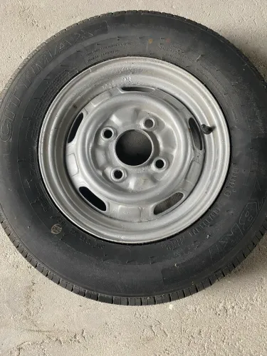Vendo 04 pneus NOVOS XBRI 155R12 - 88/86S 8PR