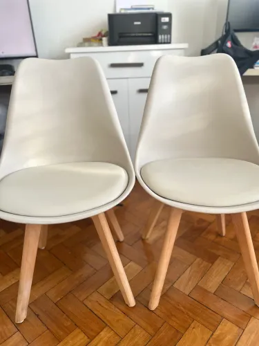 Cadeiras eames cinza - assento estofado