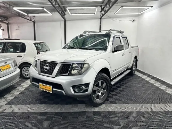 Nissan Frontier SV Attack CD 4X2 2.5 TB Diesel 2014
