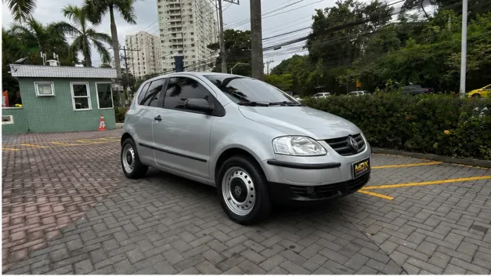 Volkswagen Fox City 1.0mi/ 1.0mi Total Flex 8V 3P 2009